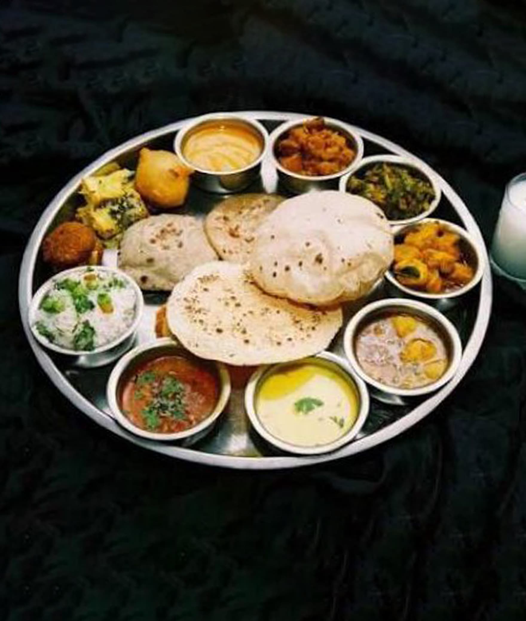 Rameshwar Restaurant - Logo