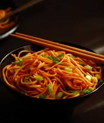Rayyan Chinese - Logo