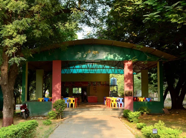 RDG COLLEGE FOR WOMEN, AKOLA - Logo