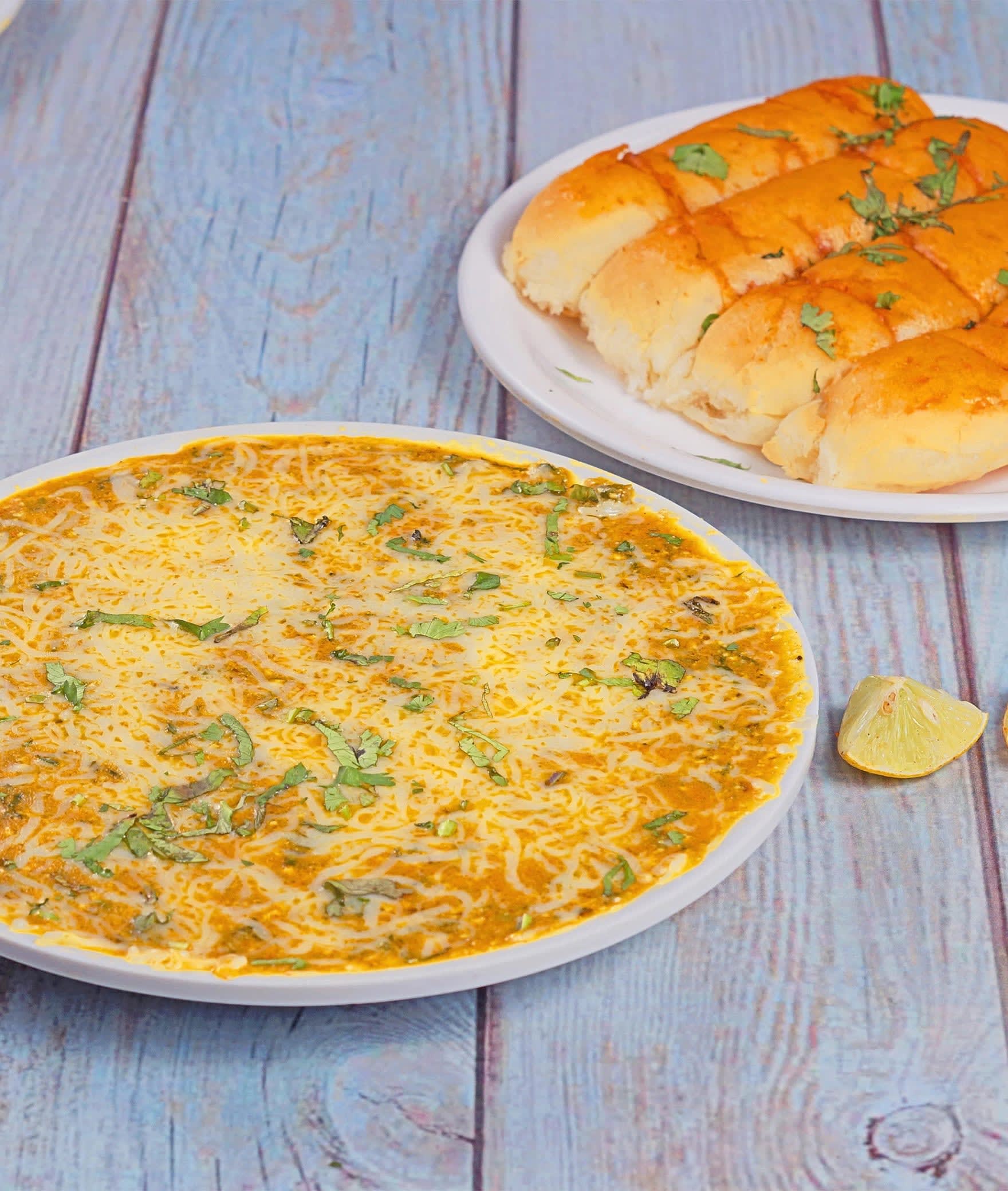 RD Sharma Pavbhaji & Chaat Drift - Logo