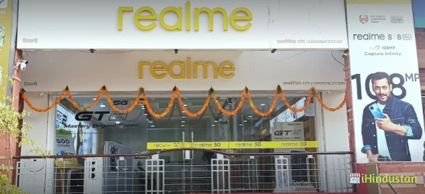 Realme Experience Store Jaipur - Logo