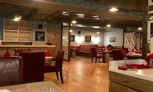 Red Kitchen & Lounge - Logo