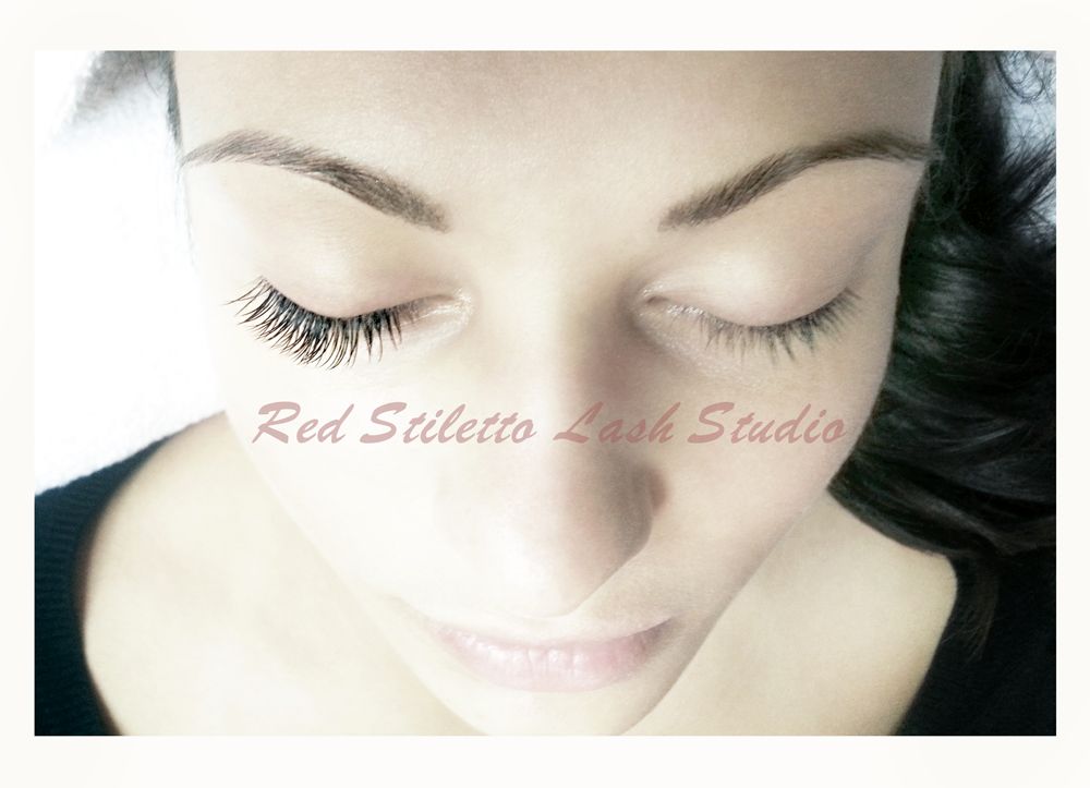 Red Stiletto Hair &a; Lash Studio - Logo
