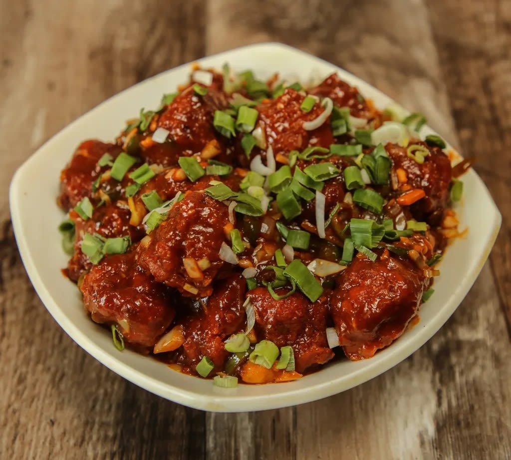 Red Wok Chinese Corner - Logo