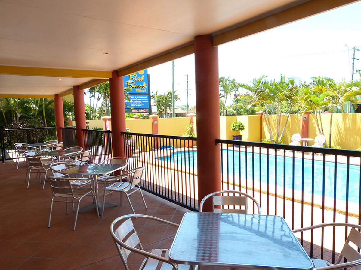 Reef Resort Mackay - Logo