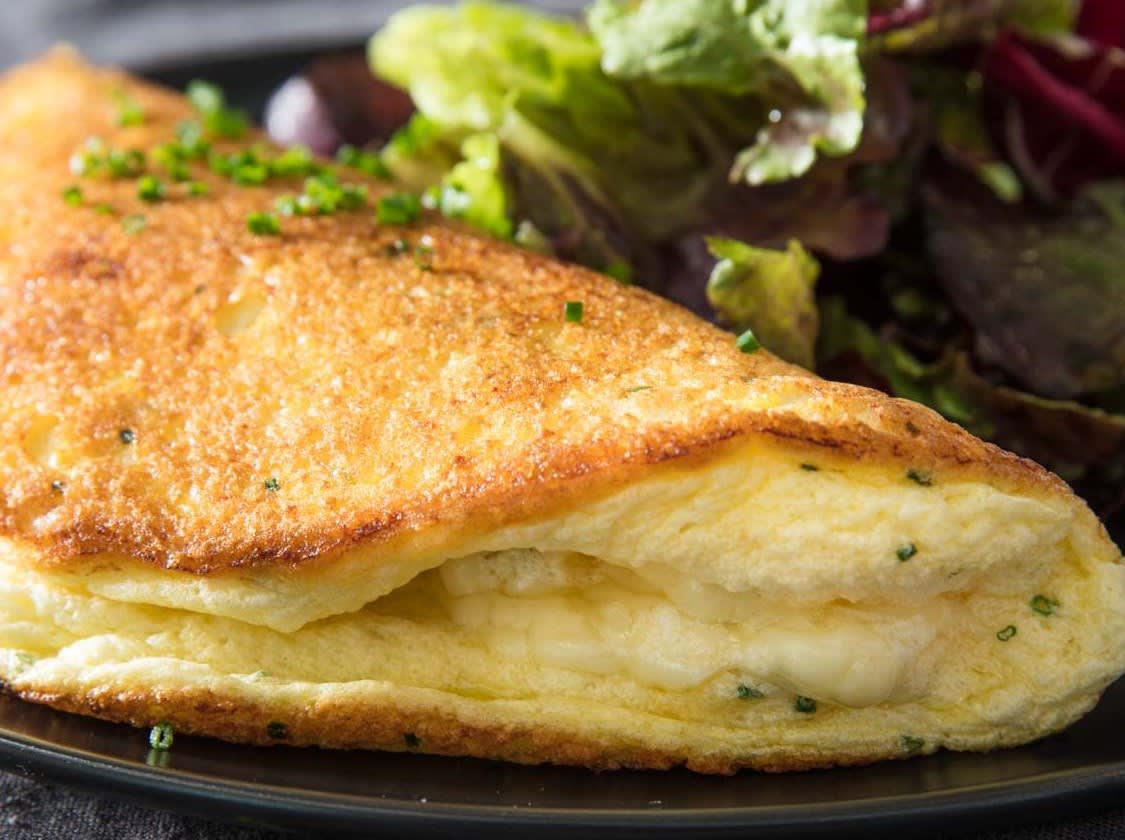 Reeya Omlet - Logo
