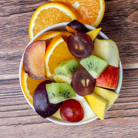 Rekhi Fruit Chaat And Juice - Logo