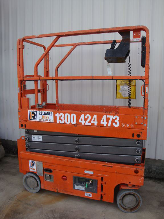 Reliable Hire - Logo