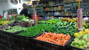 Reliance Fresh - Logo