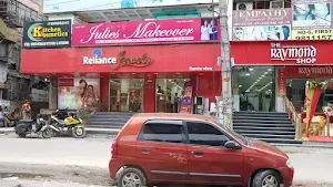 Reliance Jewels - Logo
