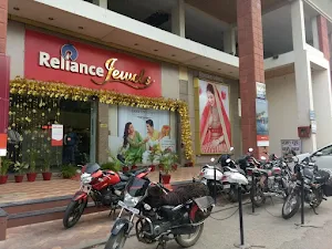 Reliance Jewels - Logo