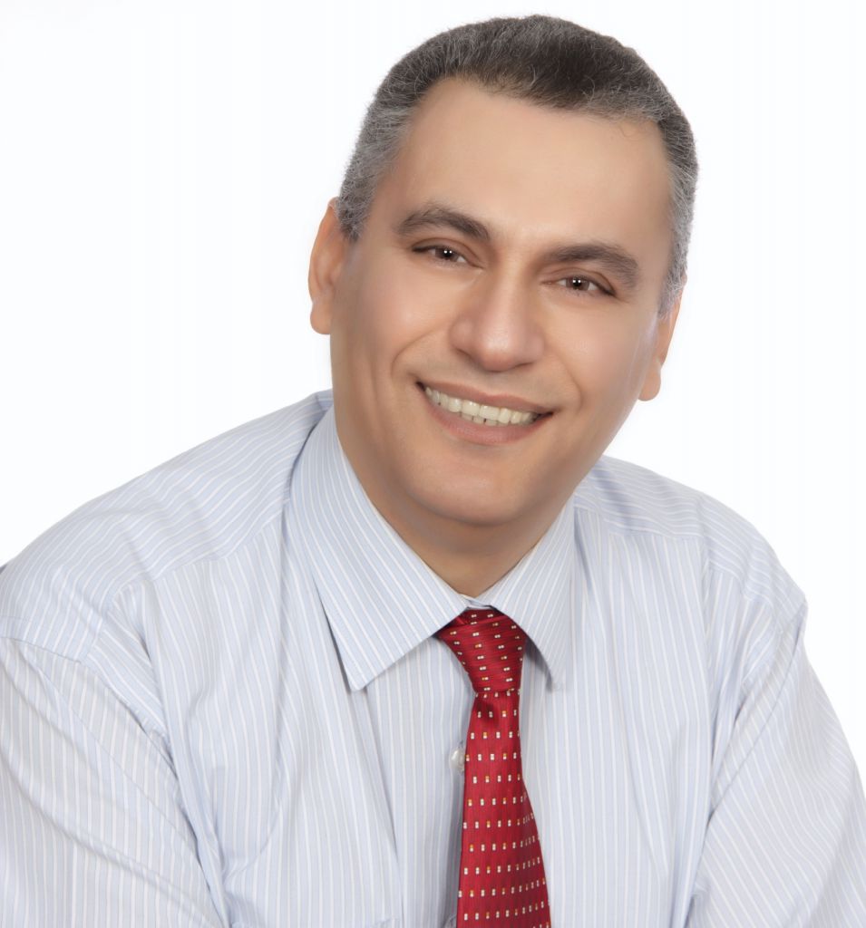 RE/MAX Realtron Realty Inc., Brokerage - Cyrus Zandian - Logo