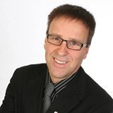 René Favreau - Courtier Immobilier Remax - Logo