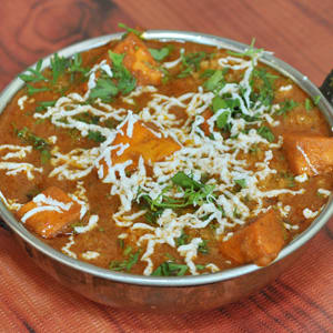 Renu's Poli Bhaji Kendra - Logo