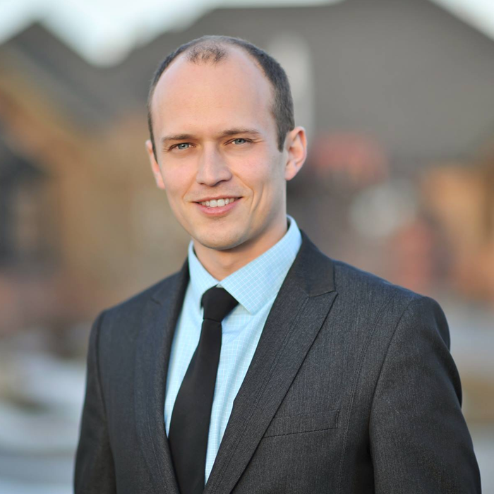 Reuben Noblet - Remax iRealty Innovations - Logo
