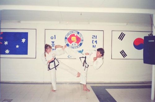 Rhee Tae Kwon Do - Logo