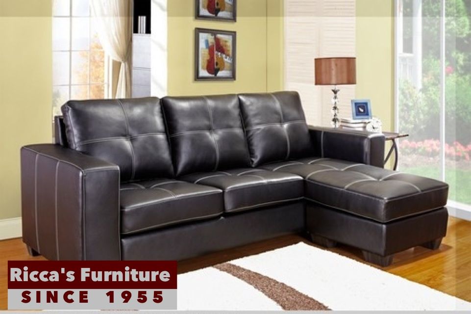 Ricca&s;s Furniture - Logo