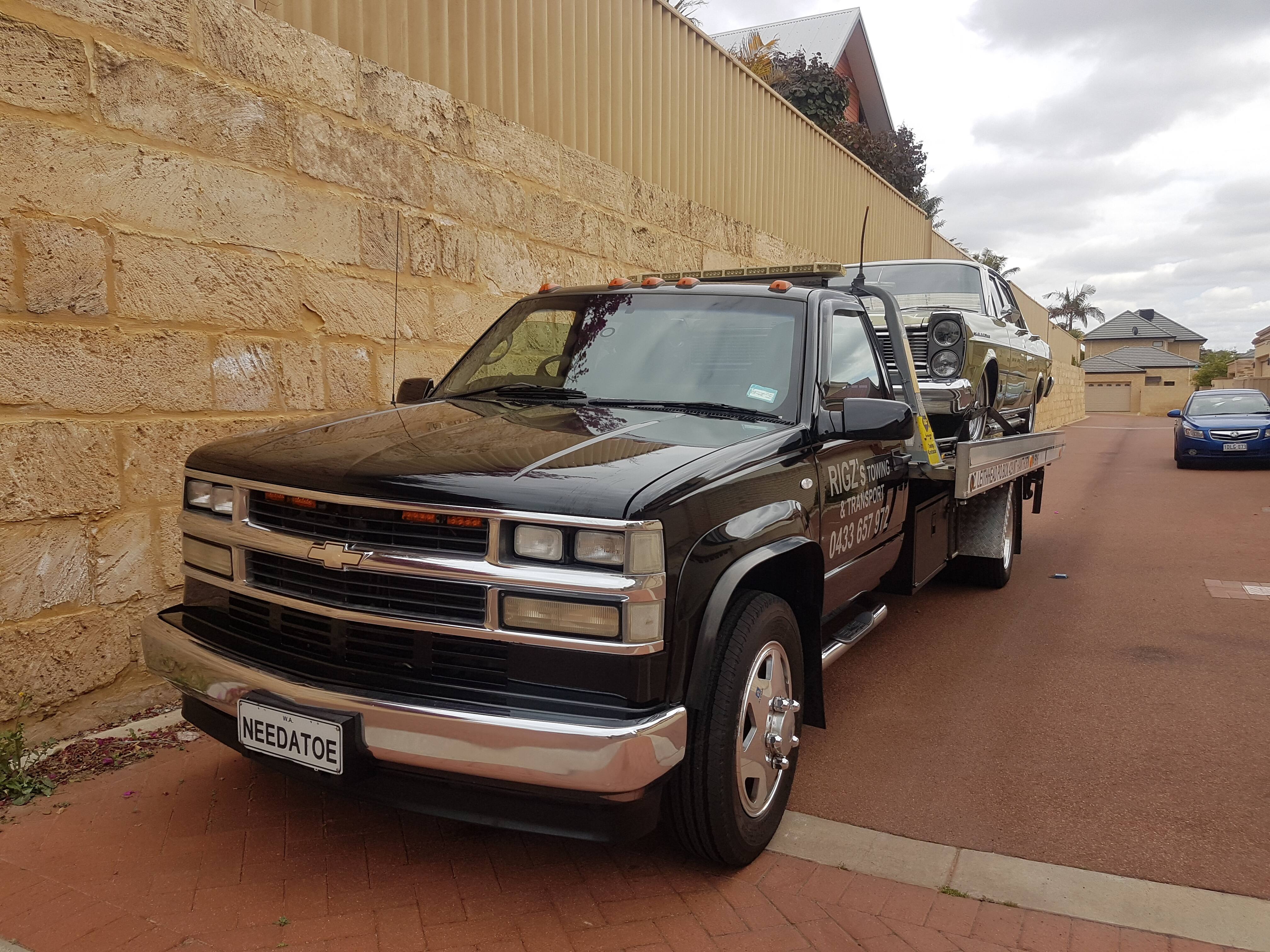 Rigz's Towing and Transport - Logo