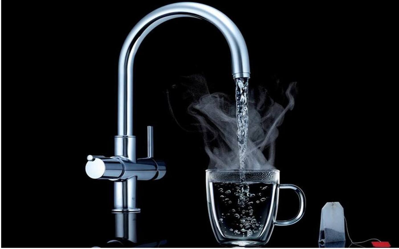 Ring Hot Water - Logo