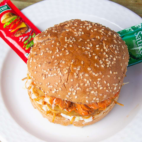 Rinku & Vicky chicken roll corner - Logo