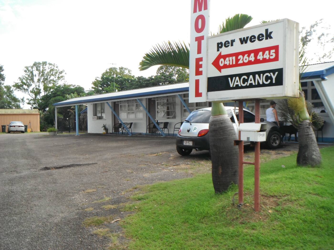 Riverview Motel - Cover photo