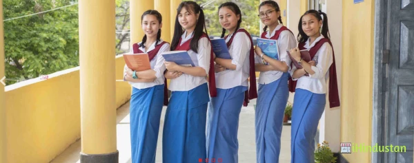 RK Sanatombi Devi Vidyalaya - Logo