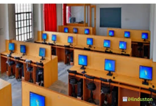 RNT law college - Logo