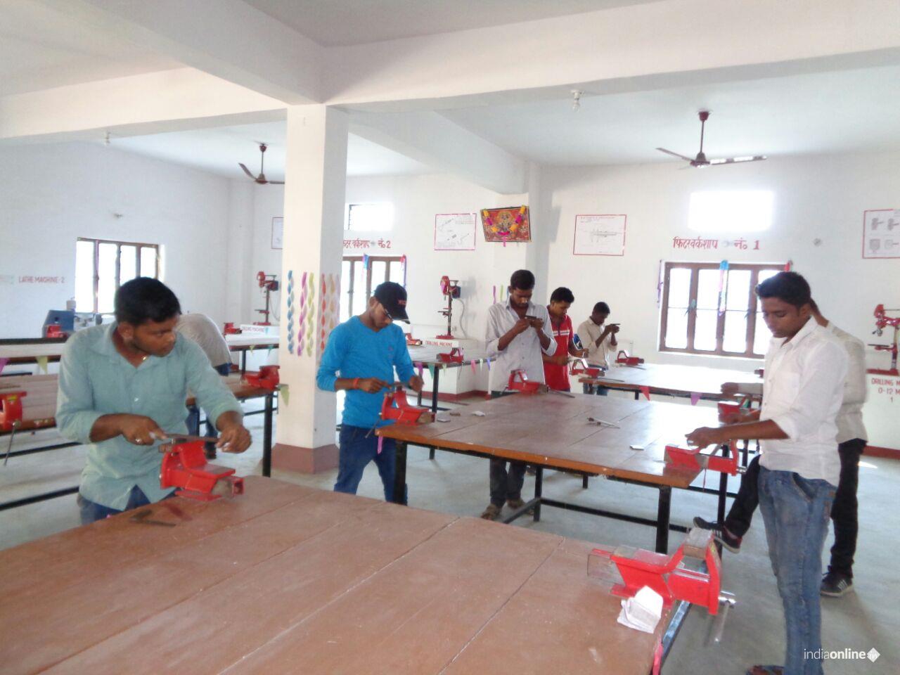 Rn Yadav Pvt Iti - Cover photo