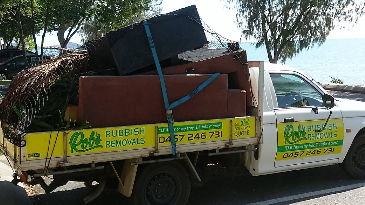 Rob's Rubbish Removals Cairns - Logo