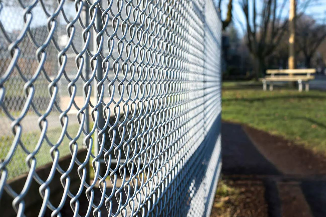 Rodney Crerar Fences - Logo