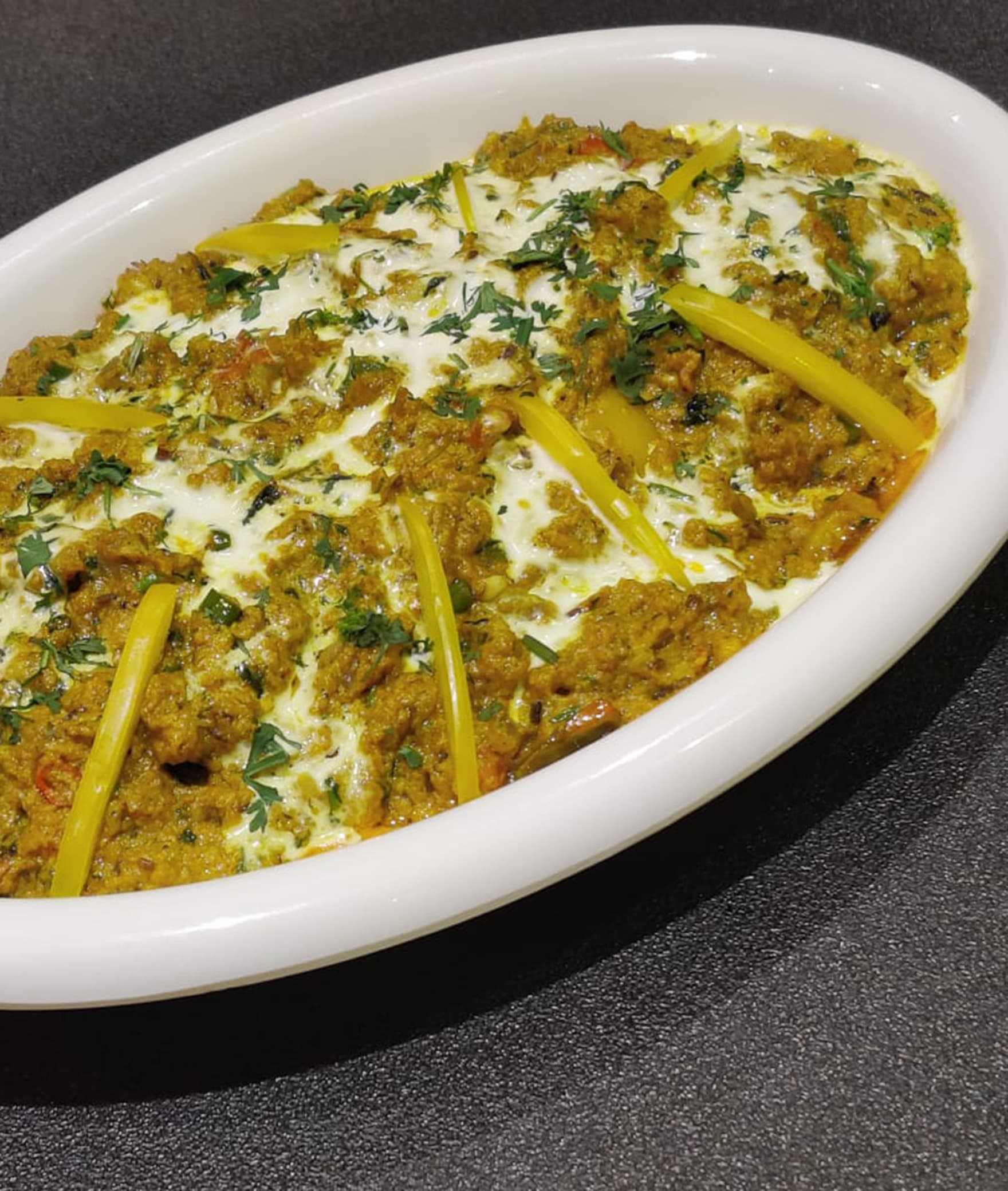 Rogan Tadka - Logo