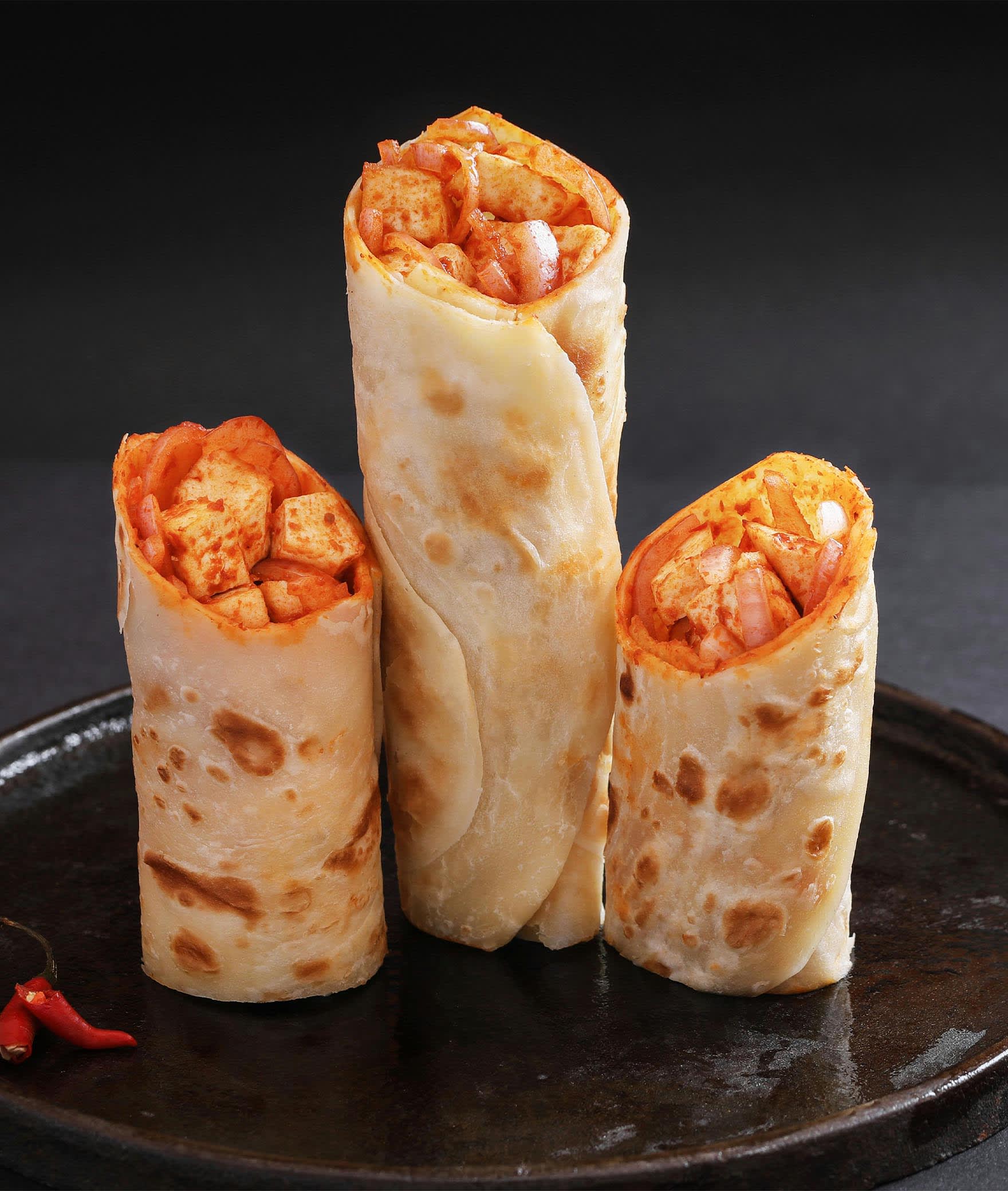 ROLL KING RAJA - Logo