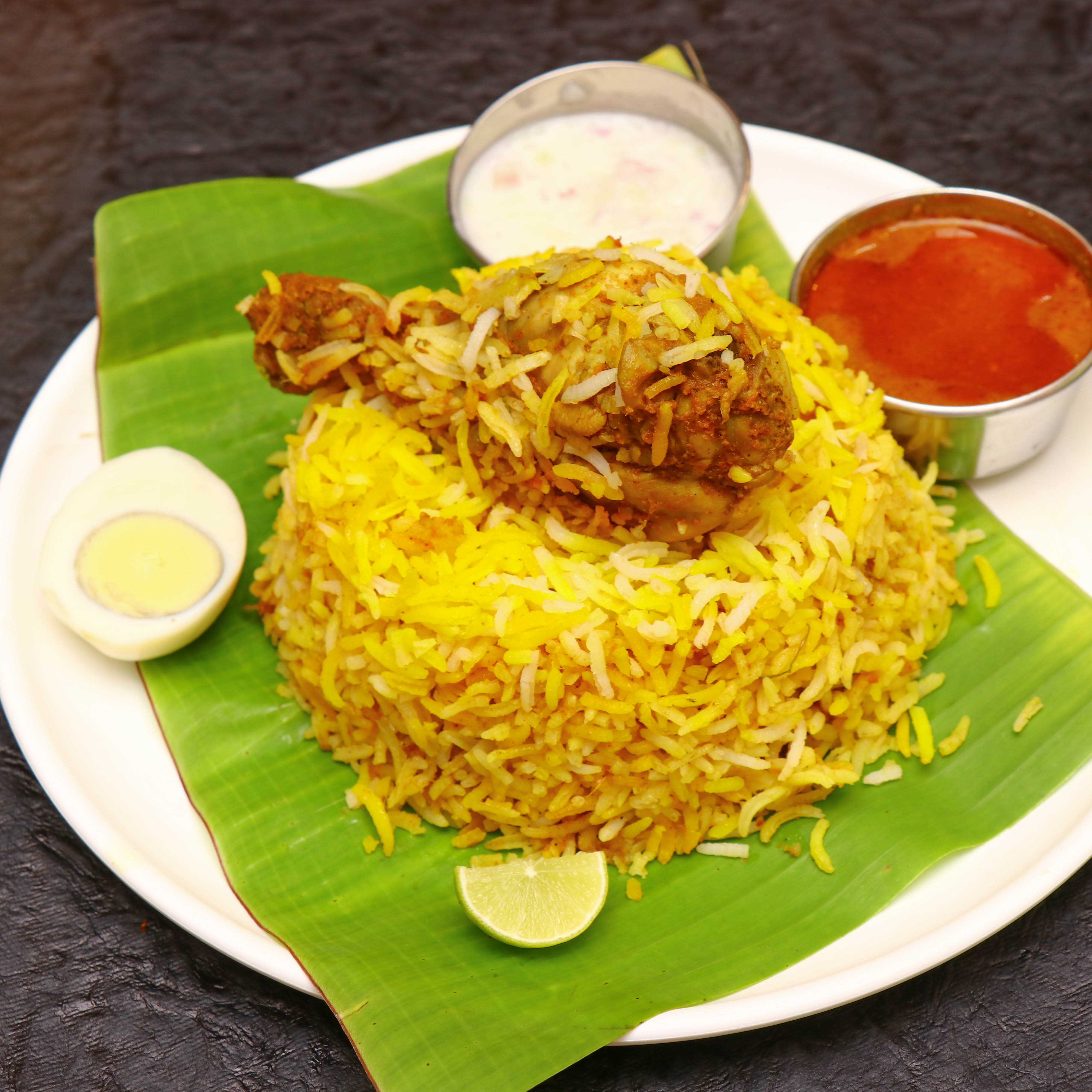 Roll 'N' Biryani - Logo
