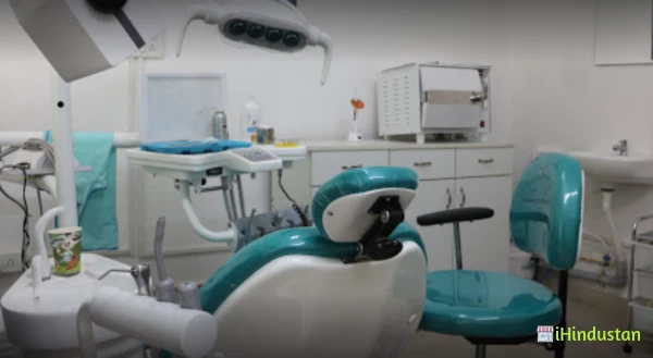 Root Care Dental Clinic - Logo