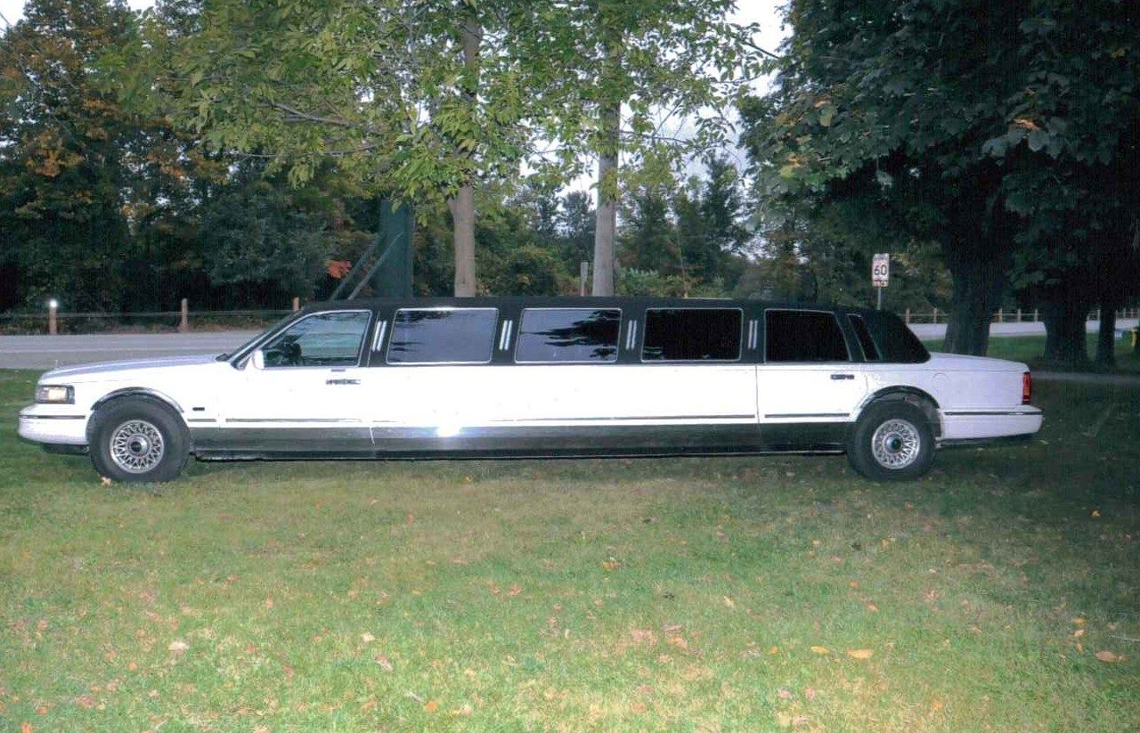 Rosemont Limousines - Logo
