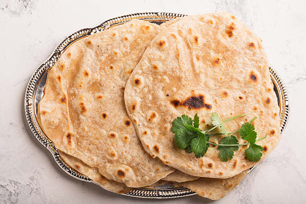 Roti Streat - Logo