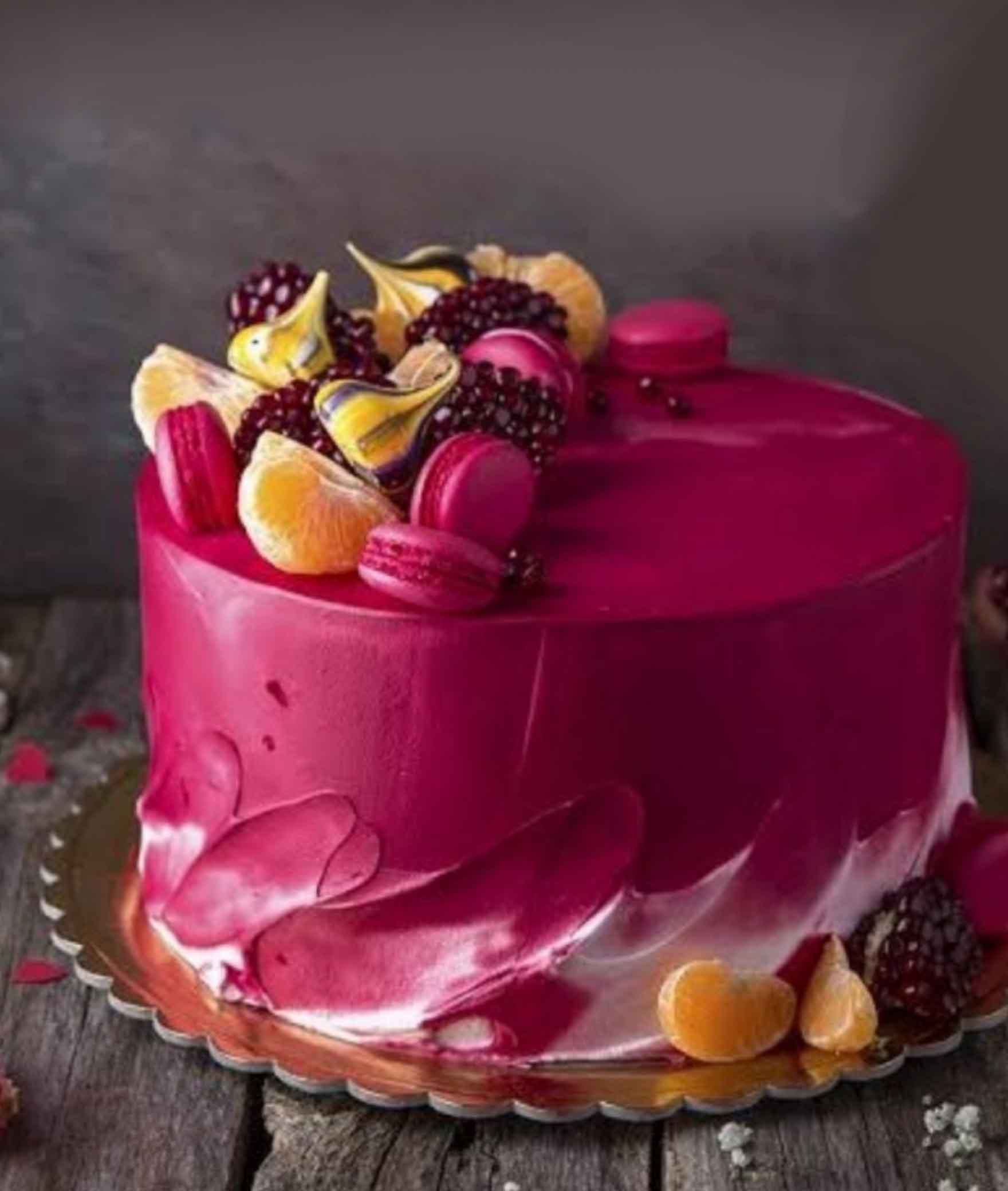 Royal Cake And Foods - Logo