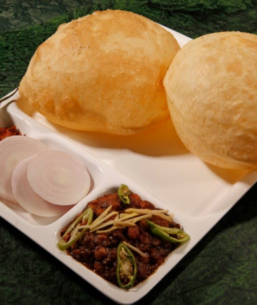 Royal Chole Bhature - Logo