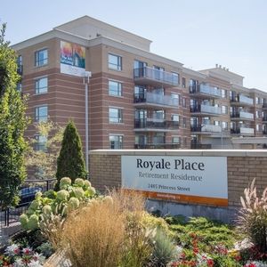 Royale Place Retirement Residence - Logo