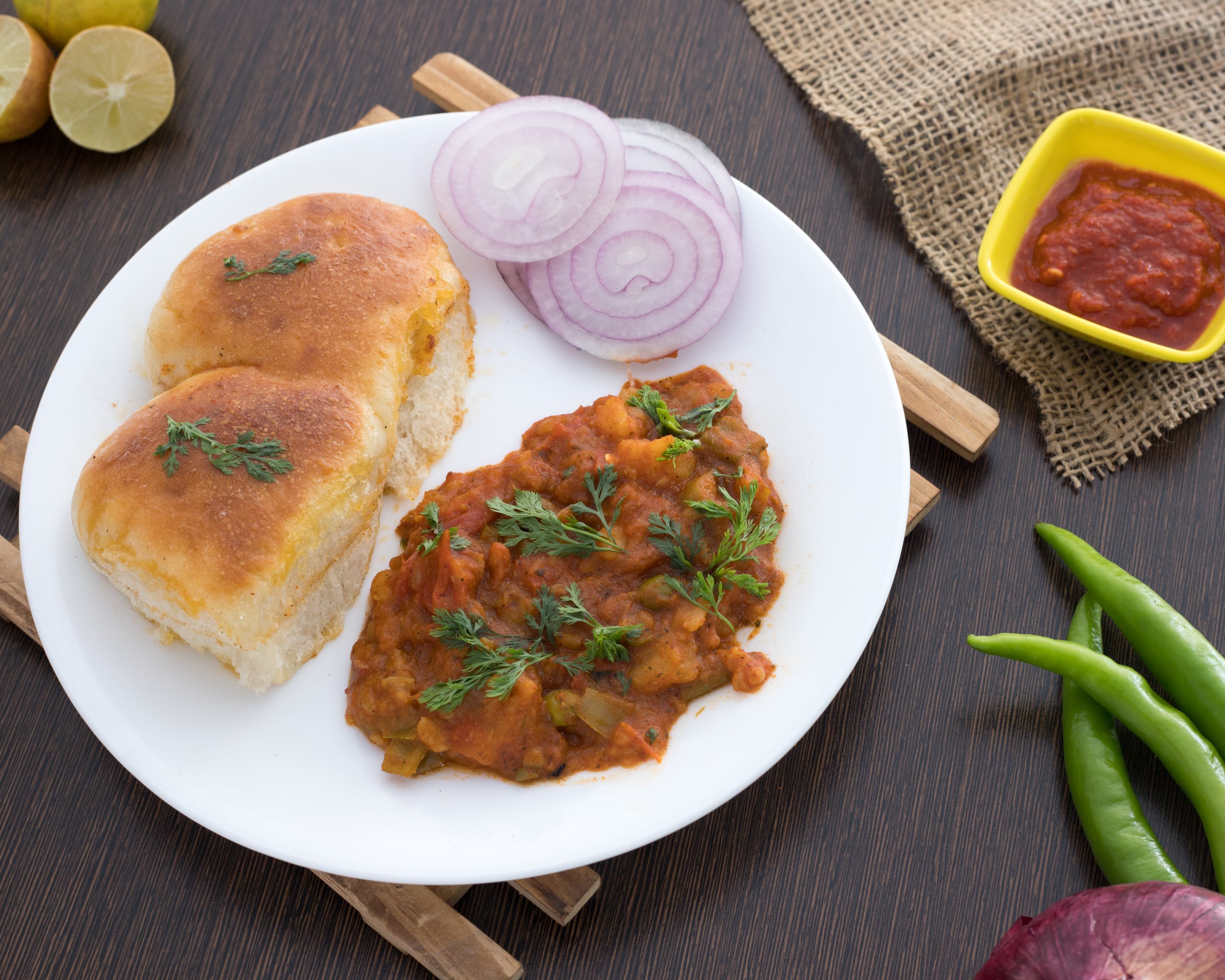 Royal Pav Bhaji - Logo