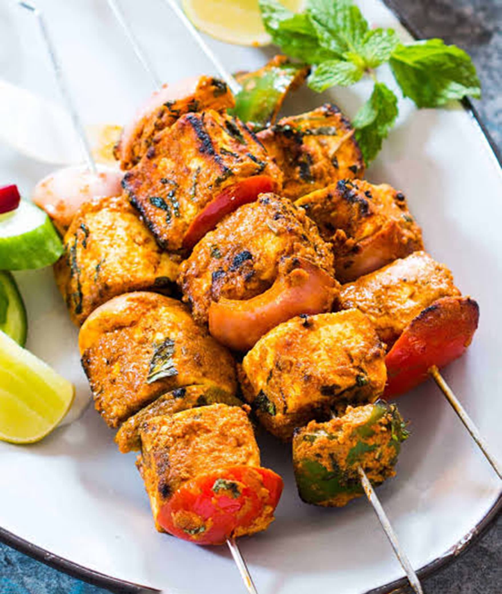 Royal Tandoor - Logo