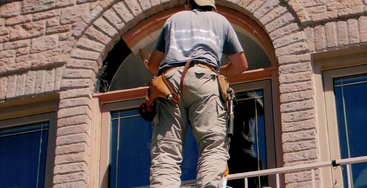 Royal Windows and Doors - Logo