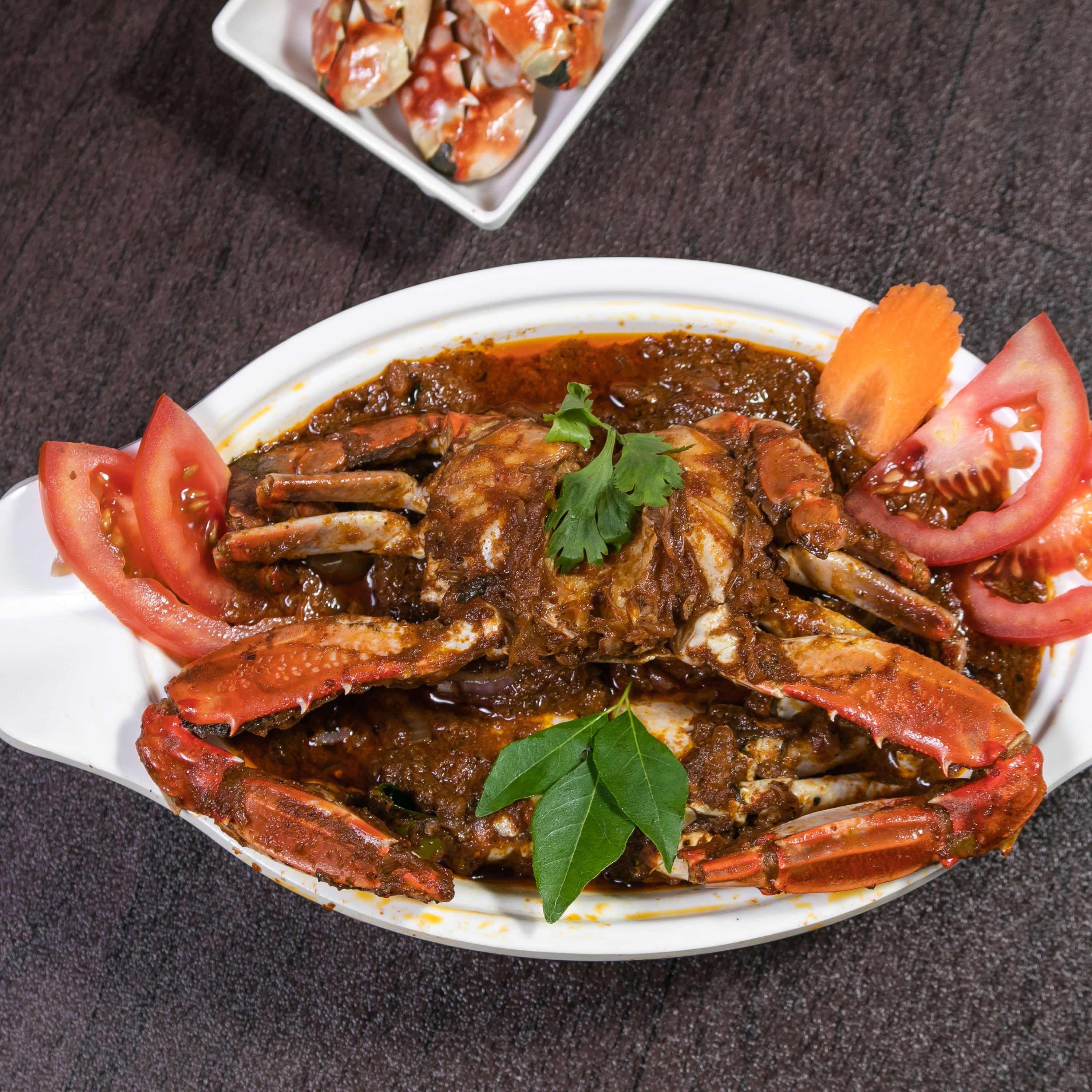Rusi Family Restaurant - Logo