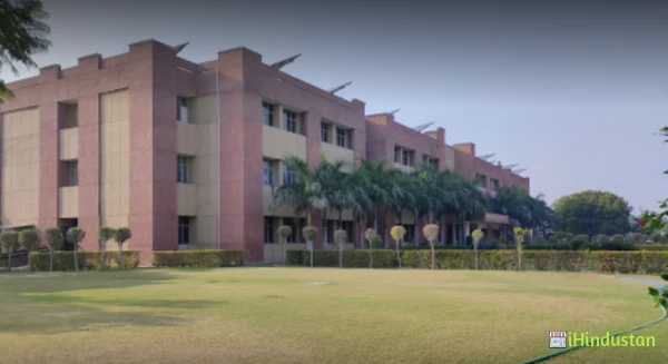 Rustamji Institute of Technology - Logo