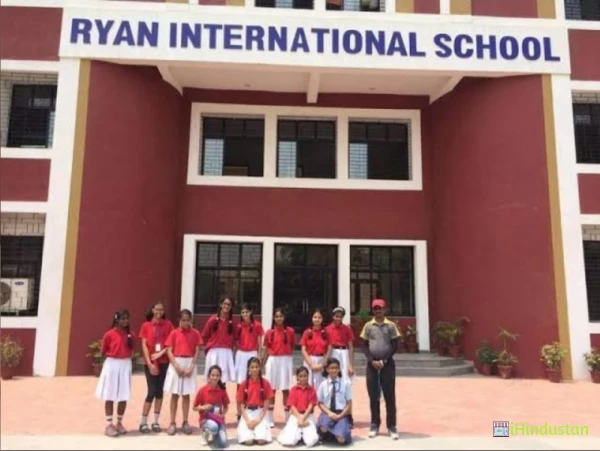 Ryan International School - Logo