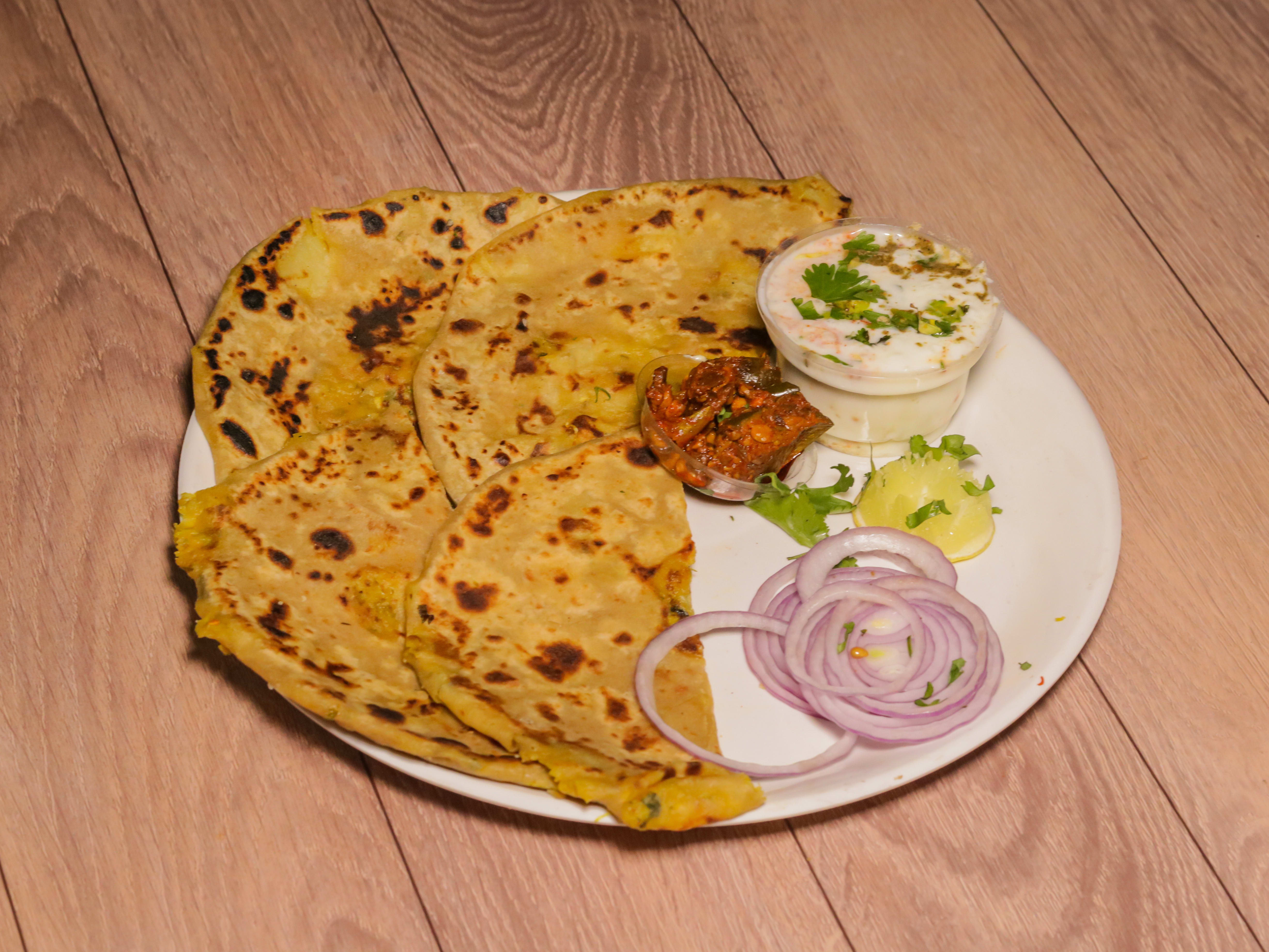 Saas Bahu Ki Rasoi - Logo