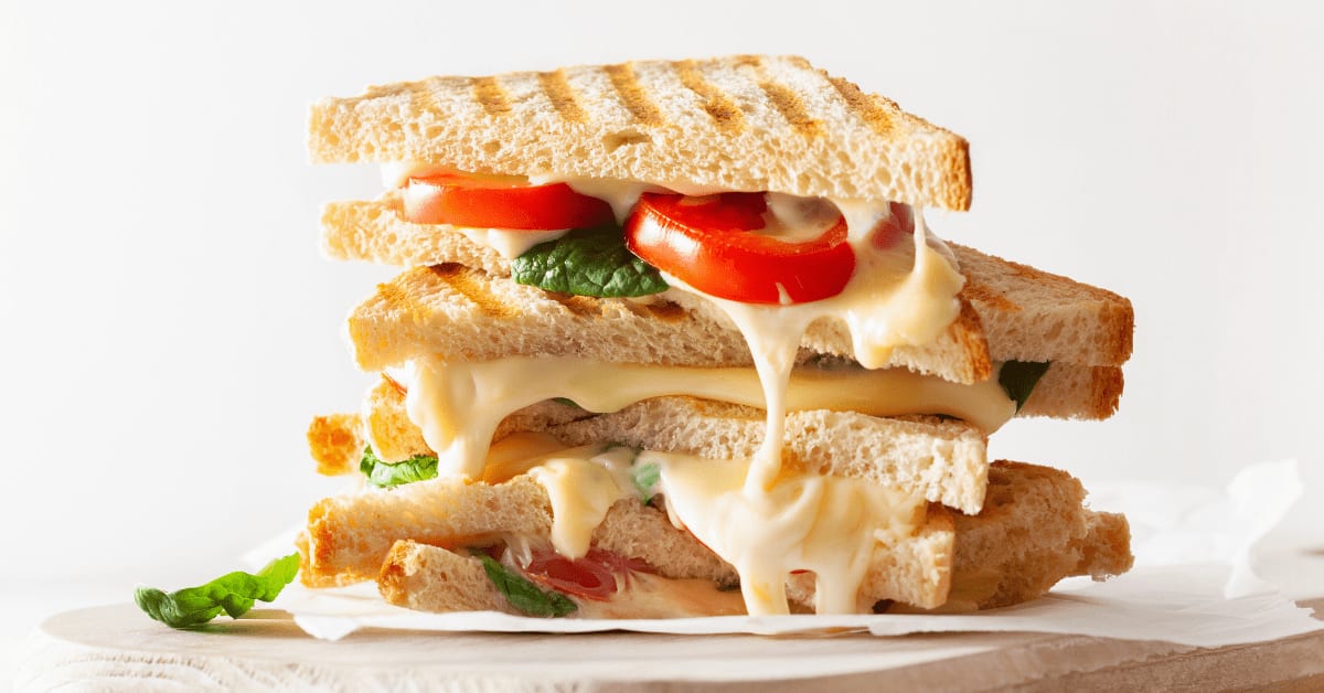 SAATVIC FOODS - Logo