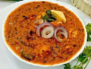 sab kuch veg - Logo