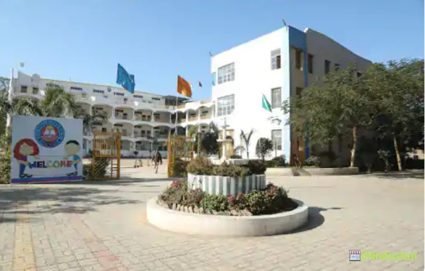 Saint Pauls Convent School - Logo