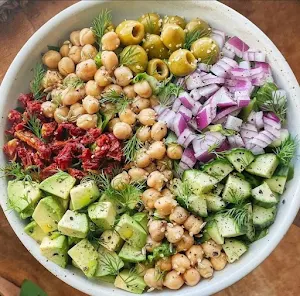 Salads @ 169 - Logo